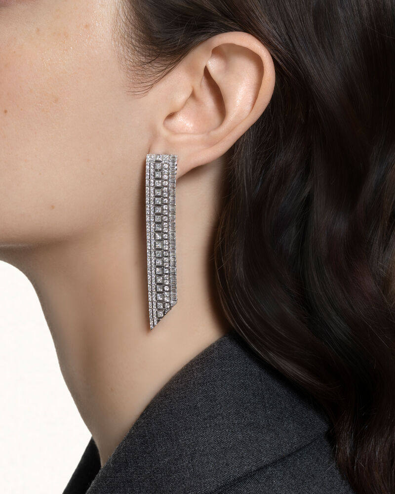 Quatre Radiant系列