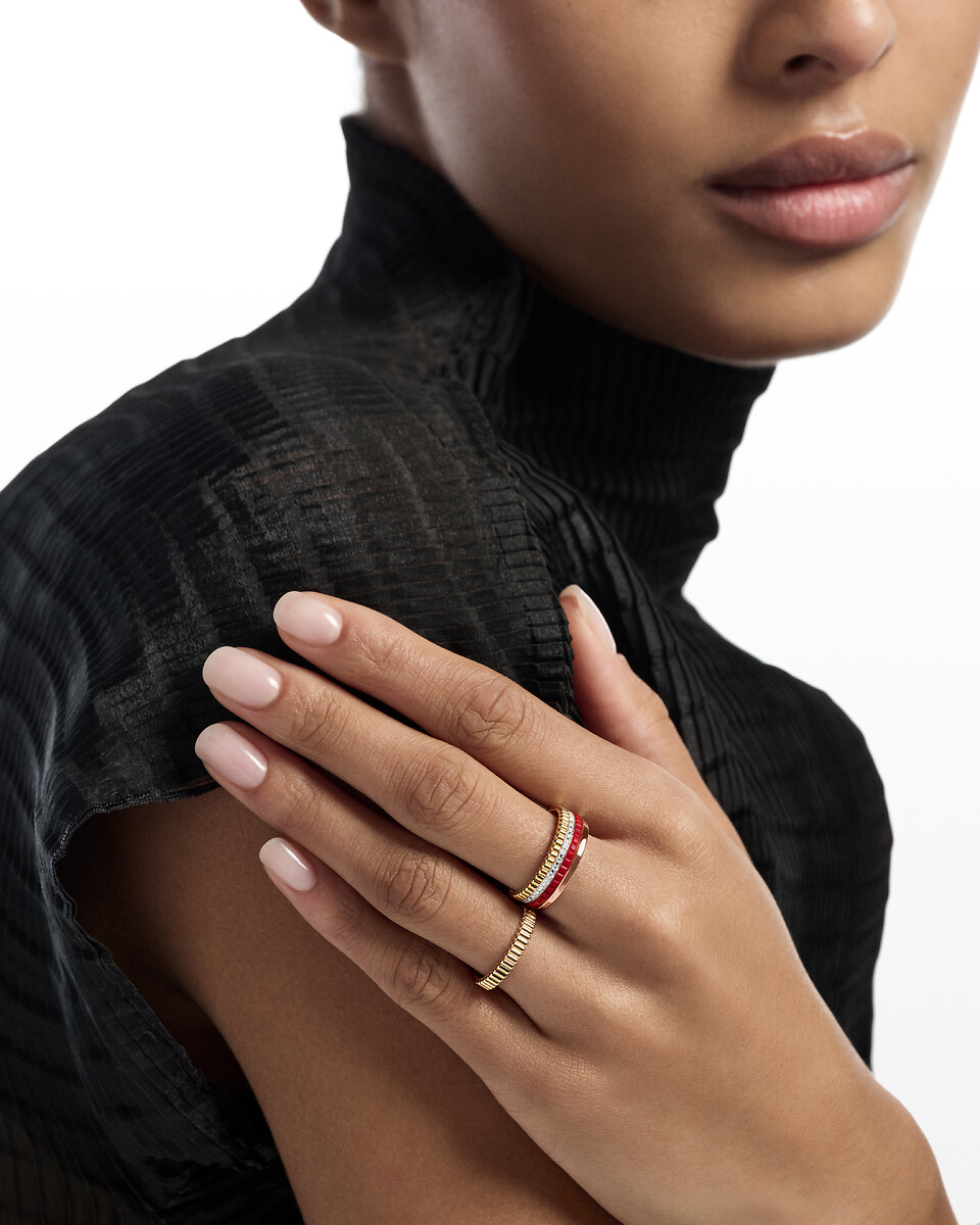 Grosgrain yellow gold wedding band