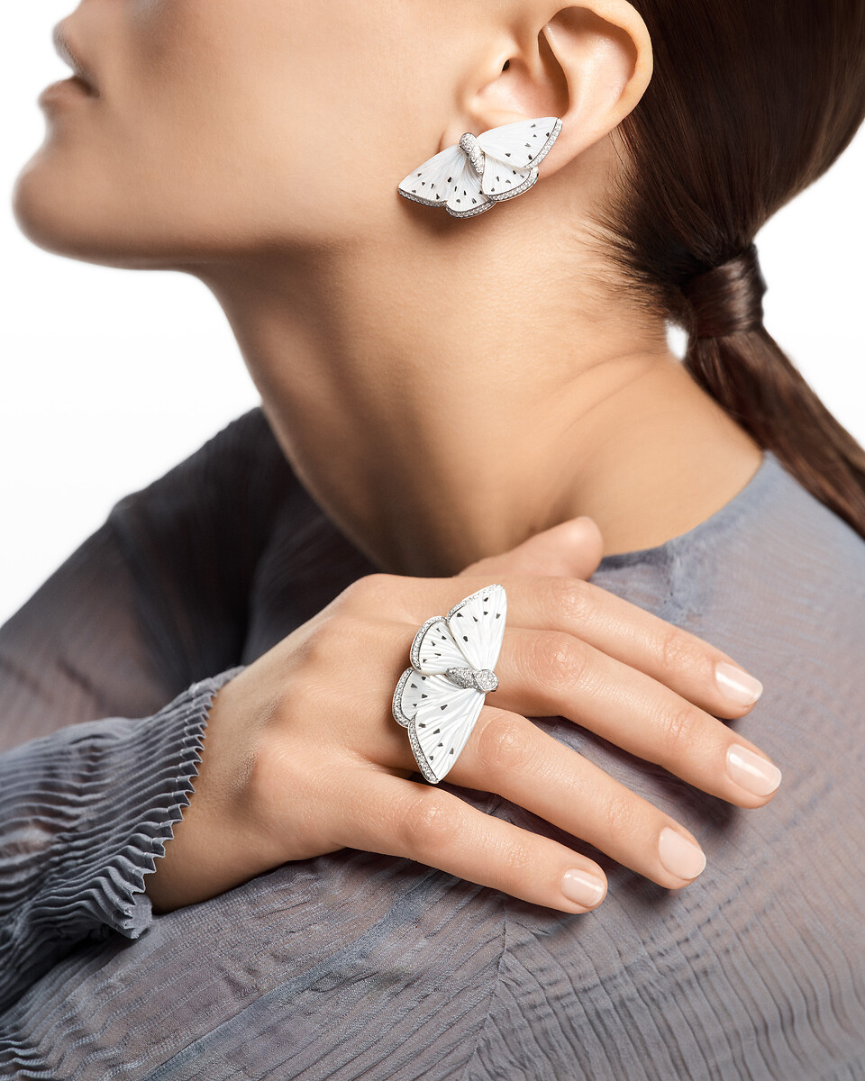 Papillon de nuit耳环