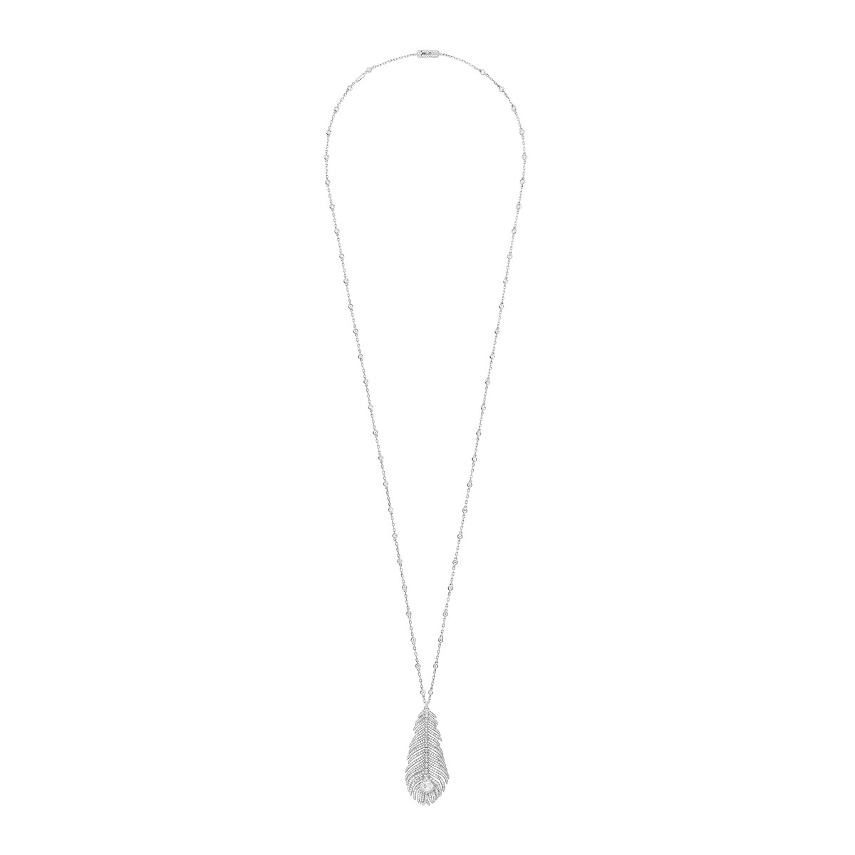 Second product packshot​ Plume de Paon necklace 
