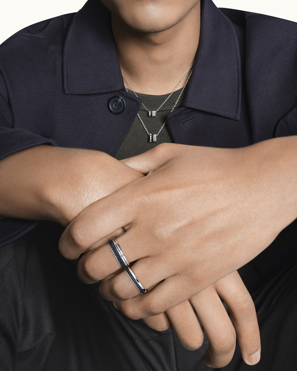 Quatre Black系列吊坠项链 