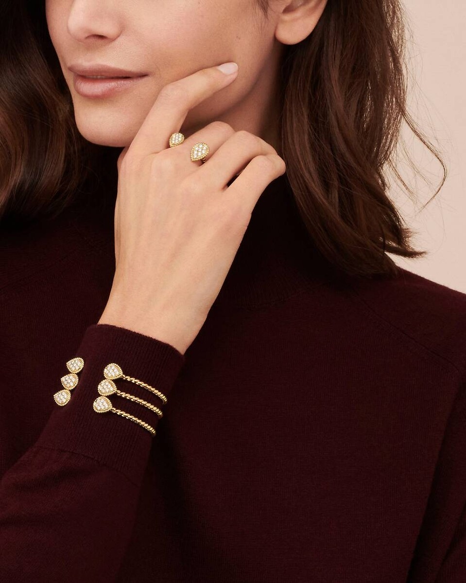 Serpent Bohème 系列双水滴造型戒指，玲珑款