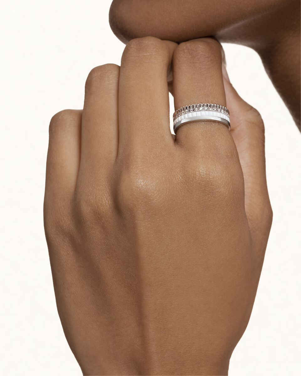 Quatre Double White系列戒指，小型款